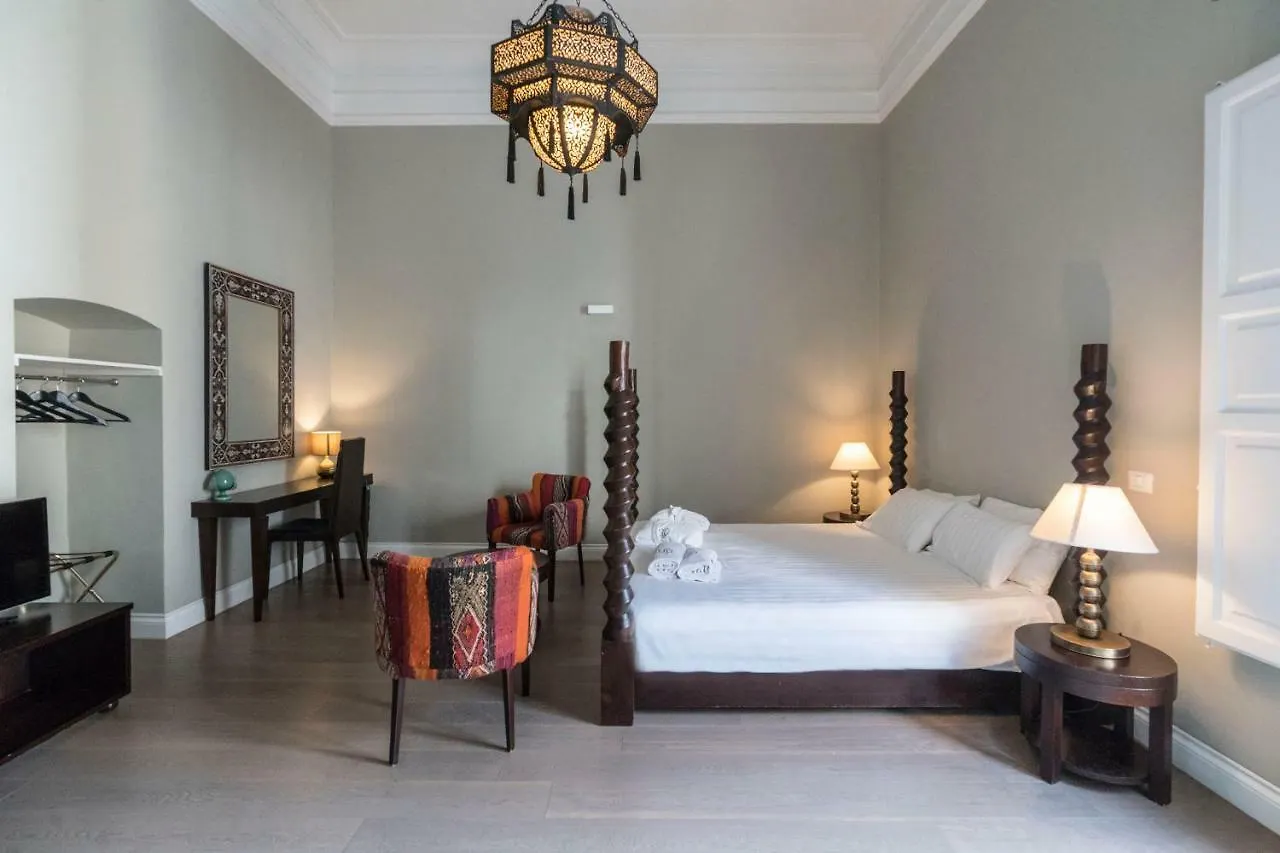 Vittorio'S Luxury Suites Bari Italy